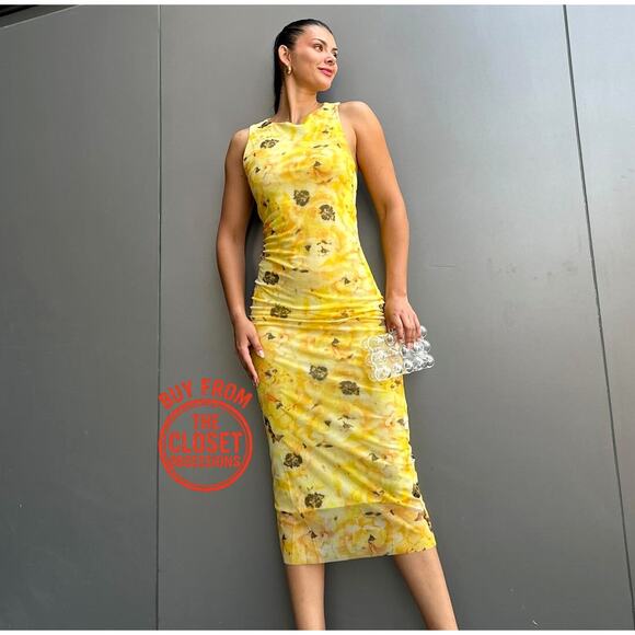 RARE!!! ZARA BLOGGER FAVE!!! Fitted Midi Dress NWT - Picture 3 of 16